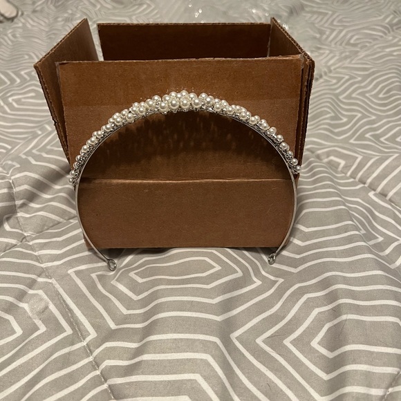 Bridal Headband - Picture 2 of 3